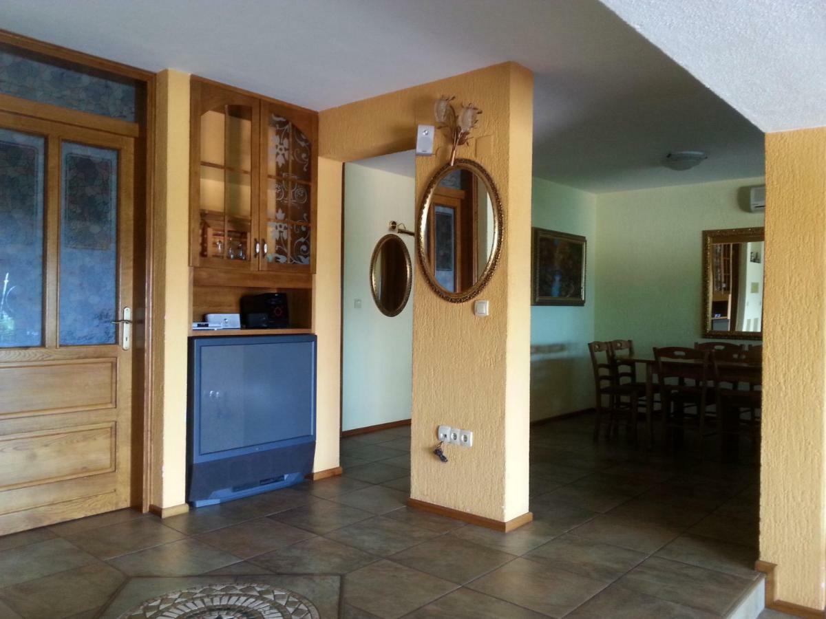 Apartment Nella Кострена Экстерьер фото